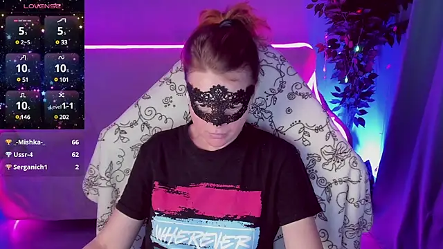 Sexy-Housewife online show from 01-15-25, 05:37