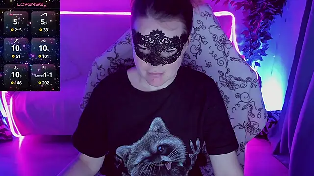 Sexy-Housewife online show from 03-21-25, 01:01