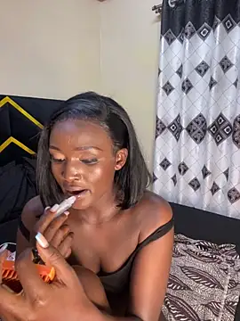 Curvixx online show from 12-27-24, 10:48