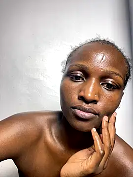 Curvixx online show from 12-14-25, 06:45