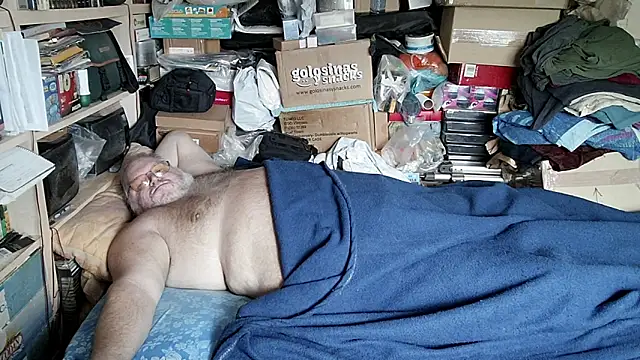 hadeszeuss2 online show from 11-25-25, 03:23