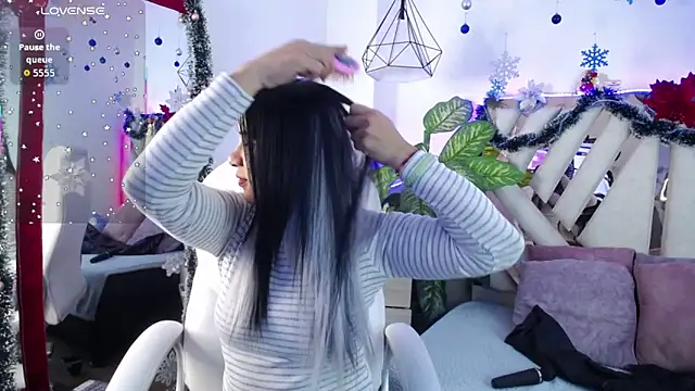 Camille jhonson online show from 12-19-25, 10:11