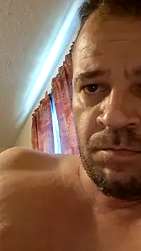 Snapshot of Davo84123 chatting on 03-22-26, 03:26 Davo84123 online show from 03-22-26, 03:26