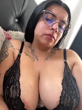 Devilsweet17 online show from 09-28-25, 03:17