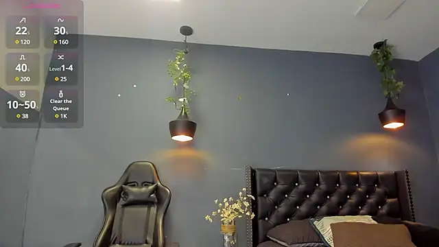 Snapshot of Hannah_Miller__ chatting on 01-09-25, 11:25 Hannah Miller online show from 01-09-25, 11:25