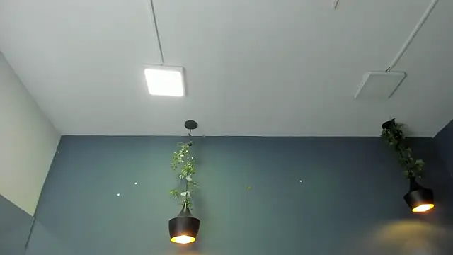 Snapshot of Hannah_Miller__ chatting on 01-10-25, 05:34 Hannah Miller online show from 01-10-25, 05:34