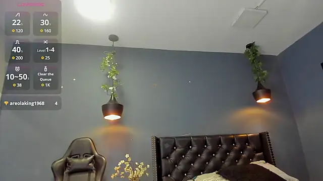 Snapshot of Hannah_Miller__ chatting on 01-23-25, 11:37 Hannah Miller online show from 01-23-25, 11:37