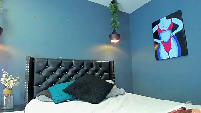 Snapshot of Hannah_Miller__ chatting on 02-11-25, 08:42 Hannah Miller online show from 02-11-25, 08:42