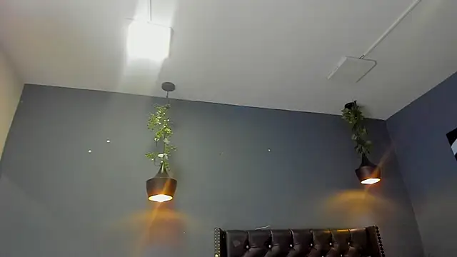 Snapshot of Hannah_Miller__ chatting on 02-27-25, 05:15 Hannah Miller online show from 02-27-25, 05:15