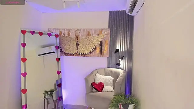 emma alice  online show from 02-06-25, 12:05