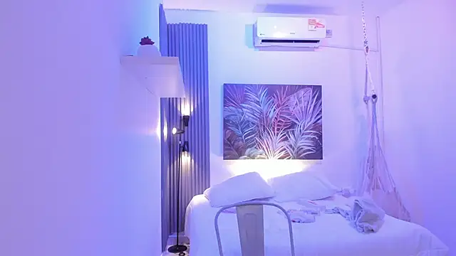 emma alice  online show from 11-24-25, 12:16