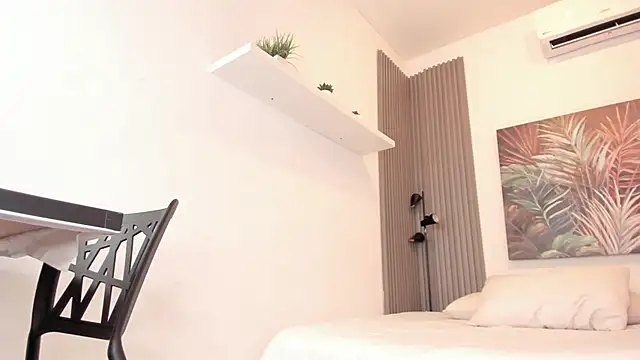 emma alice  online show from 03-07-26, 12:02