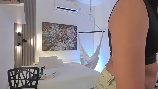 emma alice  online show from 03-25-26, 11:05