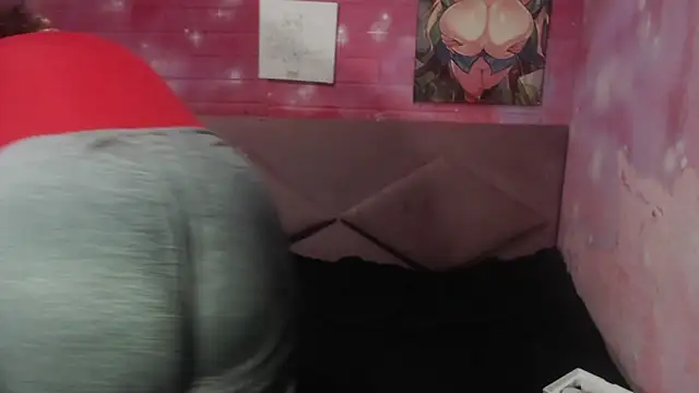 Snapshot of selenablairx chatting on 02-21-25, 02:17 selenablairx online show from 02-21-25, 02:17