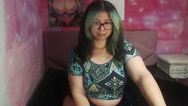 Snapshot of selenablairx chatting on 02-24-25, 03:55 selenablairx online show from 02-24-25, 03:55