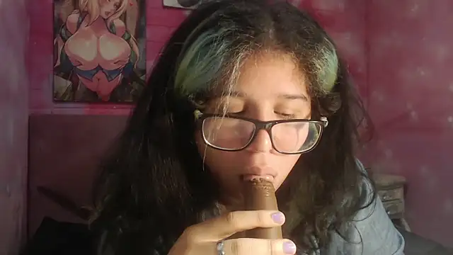 Snapshot of selenablairx chatting on 03-10-25, 07:10 selenablairx online show from 03-10-25, 07:10