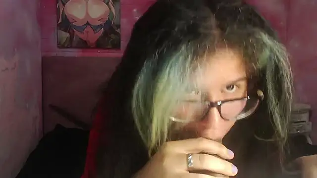 Snapshot of selenablairx chatting on 03-10-25, 07:40 selenablairx online show from 03-10-25, 07:40