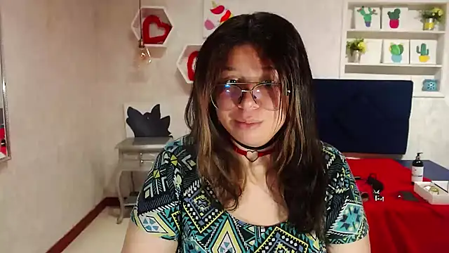 Snapshot of selenablairx chatting on 09-11-25, 03:50 selenablairx online show from 09-11-25, 03:50