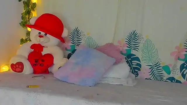 Snapshot of Dear_anne chatting on 02-21-25, 05:13 Dear anne online show from 02-21-25, 05:13