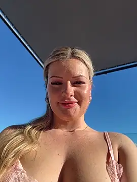 LoveShae  online show from 05-13-26, 05:54