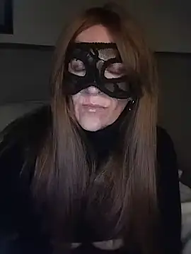 Snapshot of 23Milly chatting on 02-06-26, 05:45 23Milly online show from 02-06-26, 05:45