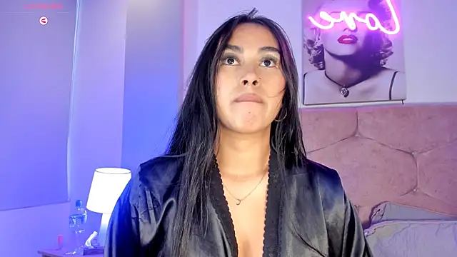 Cameliaa Smiith online show from 03-06-25, 03:57