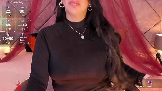 Snapshot of samara_alabii chatting on 01-08-25, 12:47 samara alabii online show from 01-08-25, 12:47