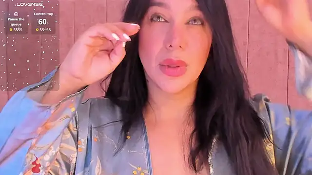 Snapshot of samara_alabii chatting on 10-21-25, 12:50 samara alabii online show from 10-21-25, 12:50