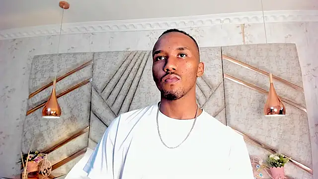 Snapshot of JamesParck chatting on 01-14-25, 03:04 JamesParck online show from 01-14-25, 03:04