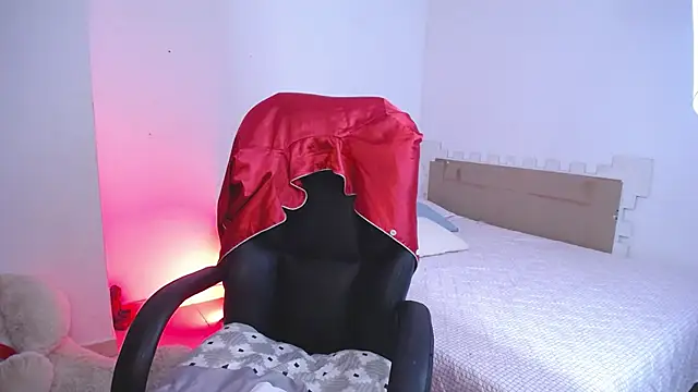 keelly richaardson1 online show from 02-08-25, 01:11