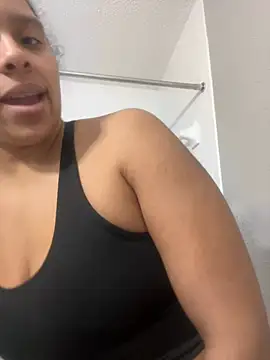 Snapshot of Lex1ma6969 chatting on 01-28-25, 06:28 Lex1ma6969 online show from 01-28-25, 06:28