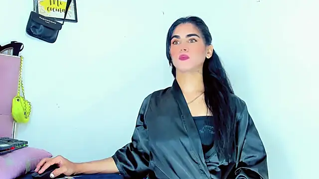 hannabigdirty online show from 12-14-24, 03:51