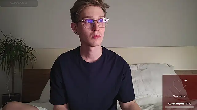 Snapshot of Shirizi chatting on 11-07-25, 06:30 Shirizi online show from 11-07-25, 06:30