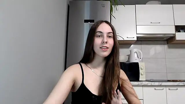 Snapshot of SierraSky_ chatting on 03-02-25, 06:08 SierraSky online show from 03-02-25, 06:08