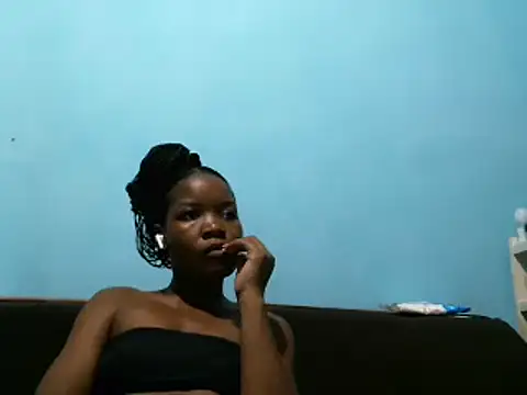 Snapshot of cocolicky chatting on 02-26-25, 11:41 cocolicky online show from 02-26-25, 11:41