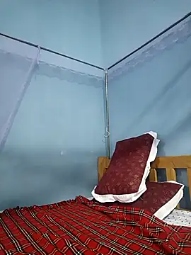 Snapshot of cocolicky chatting on 10-04-25, 05:16 cocolicky online show from 10-04-25, 05:16