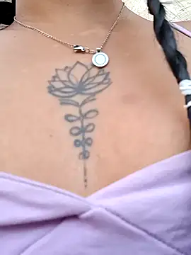 Leslly  online show from 12-25-24, 09:11