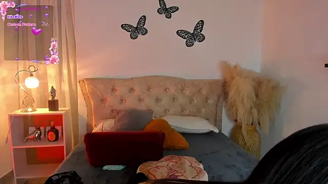 Sarahballiston  online show from 09-09-25, 12:10