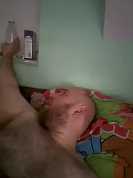 Snapshot of aronion123 chatting on 09-29-25, 08:52 aronion123 online show from 09-29-25, 08:52