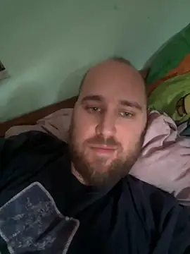 Snapshot of aronion123 chatting on 10-17-25, 01:03 aronion123 online show from 10-17-25, 01:03