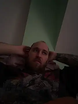 Snapshot of aronion123 chatting on 03-27-26, 09:42 aronion123 online show from 03-27-26, 09:42