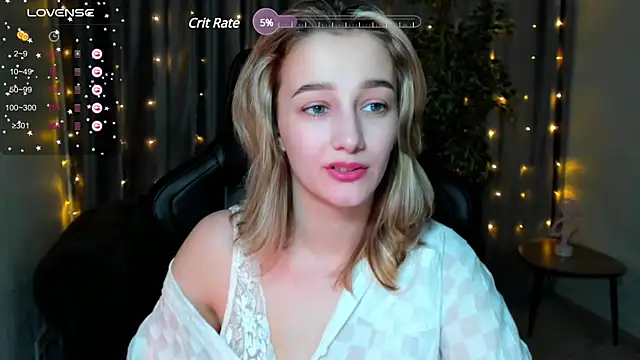 Snapshot of Sinty_Noria chatting on 01-17-25, 04:17 Sinty Noria online show from 01-17-25, 04:17