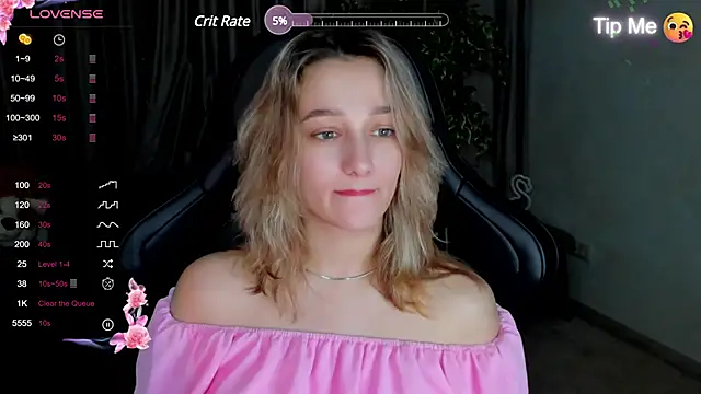 Snapshot of Sinty_Noria chatting on 03-18-25, 01:43 Sinty Noria online show from 03-18-25, 01:43