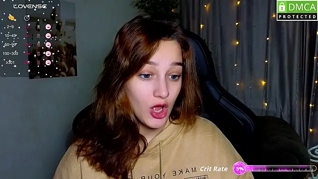 Snapshot of Sinty_Noria chatting on 10-16-25, 01:06 Sinty Noria online show from 10-16-25, 01:06