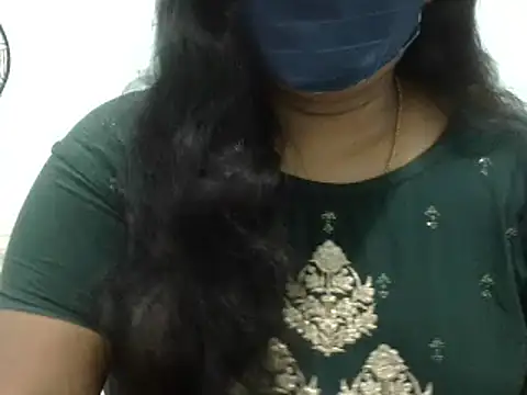 Snapshot of Vennela-1-Telugu chatting on 12-24-24, 10:33 Vennela-1-Telugu online show from 12-24-24, 10:33