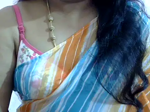 Snapshot of Vennela-1-Telugu chatting on 02-11-25, 09:42 Vennela-1-Telugu online show from 02-11-25, 09:42