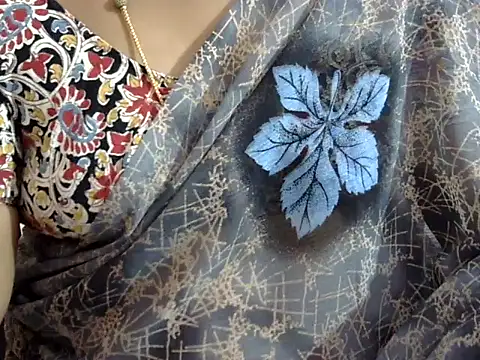 Snapshot of Vennela-1-Telugu chatting on 10-23-25, 08:35 Vennela-1-Telugu online show from 10-23-25, 08:35