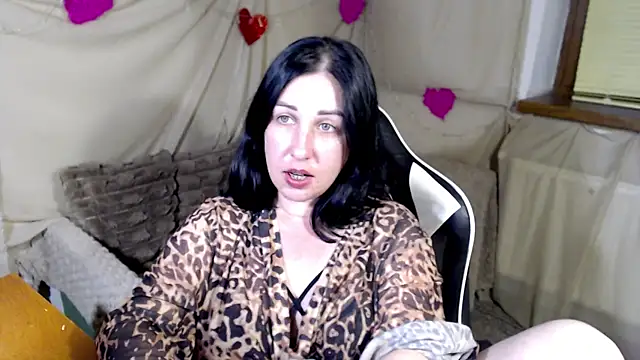 JillStevens online show from 06-08-26, 05:57