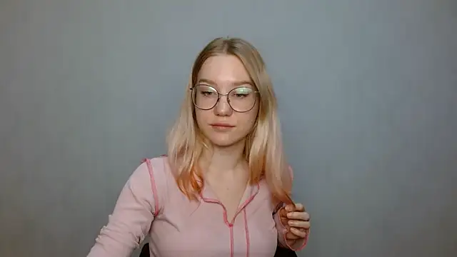 cindi hot online show from 01-19-25, 12:39