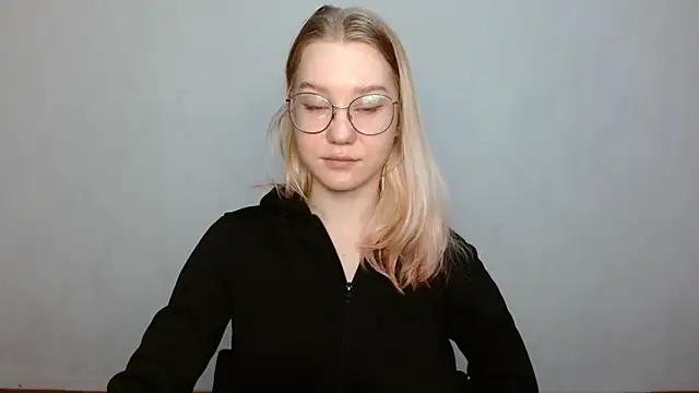 cindi hot online show from 02-09-25, 09:37